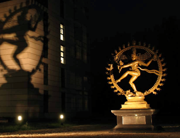 A popular
fantasy: that
CERN installed
a Nataraja
statue to
escape cosmic
annihilation
if the God
Particle was
discovered